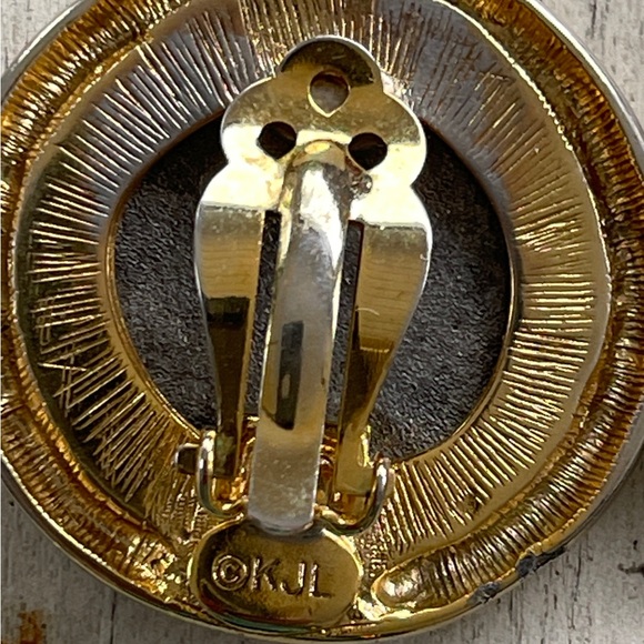 Vintage Kenneth J Lane Roman Coin Clip Earrings - Picture 4 of 7